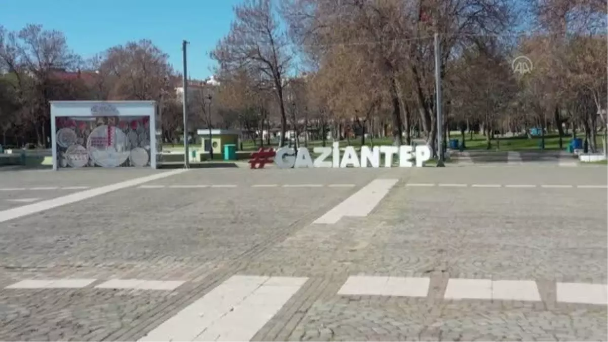 GAZİANTEP - (DRONE) Sokağa çıkma kısıtlaması nedeniyle sessizlik hakim