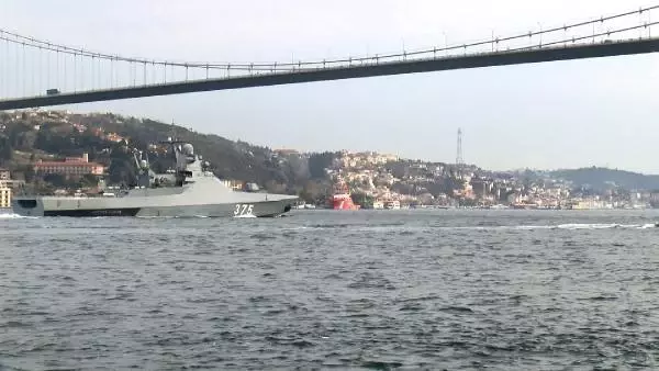 RUS SAVAŞ GEMİSİ İSTANBUL BOĞAZ'INDAN GEÇTİ RUS SAVAŞ GEMİSİ İSTANBUL BOĞAZ'INDAN GEÇTİ