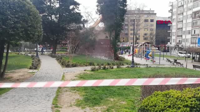 kocaeli izmit te 28 yil once yanan binanin du 14040186 o