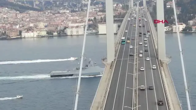 RUS SAVAŞ GEMİSİ İSTANBUL BOĞAZ'INDAN GEÇTİ RUS SAVAŞ GEMİSİ İSTANBUL BOĞAZ'INDAN GEÇTİ