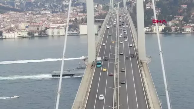 RUS SAVAŞ GEMİSİ İSTANBUL BOĞAZ'INDAN GEÇTİ RUS SAVAŞ GEMİSİ İSTANBUL BOĞAZ'INDAN GEÇTİ