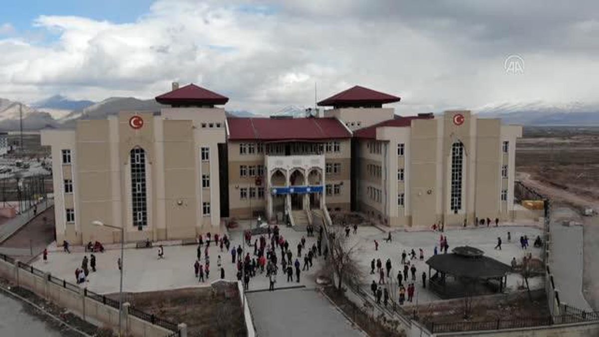 Son dakika haber: Şehit Savcı Hakan Kılıç'ın adı, meslektaşlarının girişimiyle kurulan kütüphanede de yaşatılacak