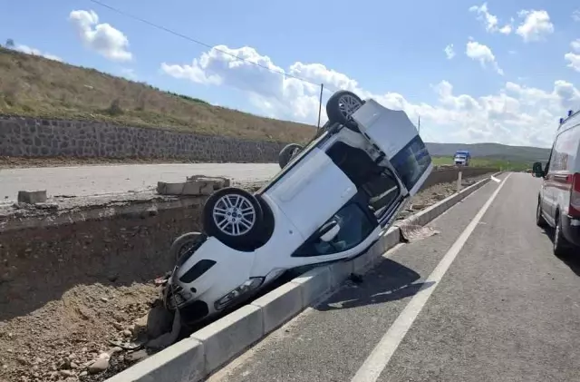 Son dakika haberleri! Siirt'te meydana gelen trafik kazasında 3 kişi yaralandı Son dakika haberleri! Siirt'te meydana gelen trafik kazasında 3 kişi yaralandı