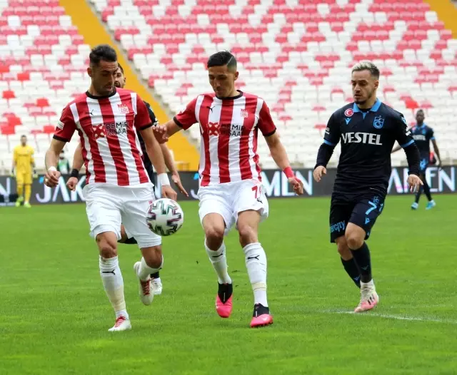 Süper Lig: DG Sivasspor: 0 - Trabzonspor: 0 (Maç sonucu) Süper Lig: DG Sivasspor: 0 - Trabzonspor: 0 (Maç sonucu)