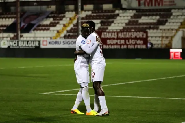 Süper Lig: Hatayspor: 3 - Galatasaray: 0 (Maç sonucu) Süper Lig: Hatayspor: 3 - Galatasaray: 0 (Maç sonucu)