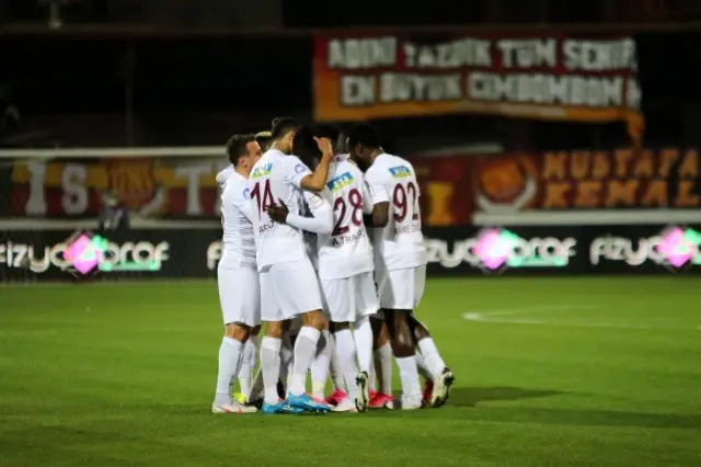 Süper Lig: Hatayspor: 3 - Galatasaray: 0 (Maç sonucu) Süper Lig: Hatayspor: 3 - Galatasaray: 0 (Maç sonucu)