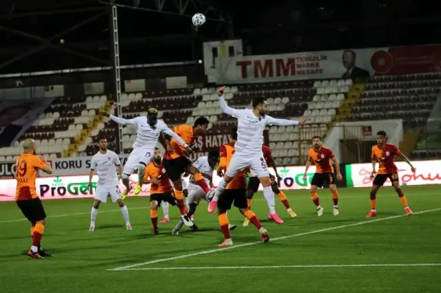 Süper Lig: Hatayspor: 3 - Galatasaray: 0 (Maç sonucu) Süper Lig: Hatayspor: 3 - Galatasaray: 0 (Maç sonucu)