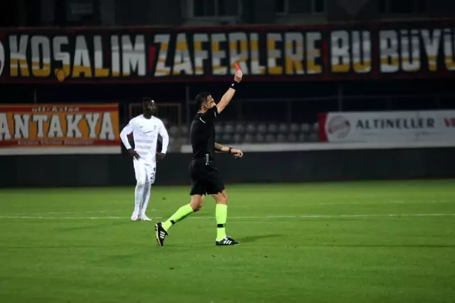Süper Lig: Hatayspor: 3 - Galatasaray: 0 (Maç sonucu) Süper Lig: Hatayspor: 3 - Galatasaray: 0 (Maç sonucu)