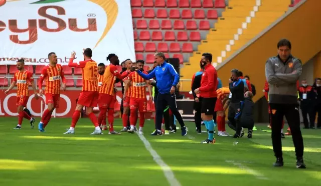 Süper Lig: Kayserispor: 1 Göztepe: 0 (İlk yarı) Süper Lig: Kayserispor: 1 Göztepe: 0 (İlk yarı)