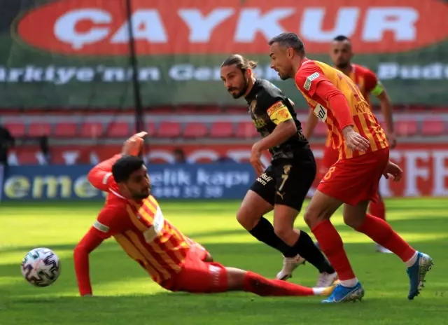 Süper Lig: Kayserispor: 1 Göztepe: 0 (İlk yarı) Süper Lig: Kayserispor: 1 Göztepe: 0 (İlk yarı)