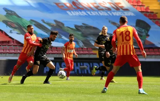 Süper Lig: Kayserispor: 1 Göztepe: 0 (İlk yarı) Süper Lig: Kayserispor: 1 Göztepe: 0 (İlk yarı)