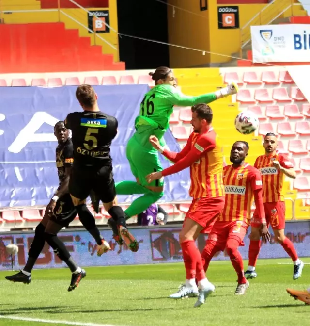 Süper Lig: Kayserispor: 1 Göztepe: 0 (İlk yarı) Süper Lig: Kayserispor: 1 Göztepe: 0 (İlk yarı)