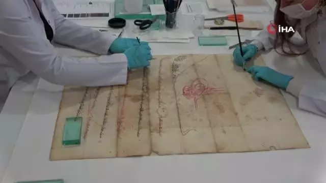 Tesadüfen bulunan padişah fermanının restorasyonu tamamlandı Tesadüfen bulunan padişah fermanının restorasyonu tamamlandı