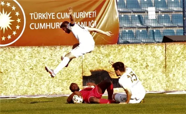TFF 1. Lig: Ankaraspor: 4 Akhisarspor: 2