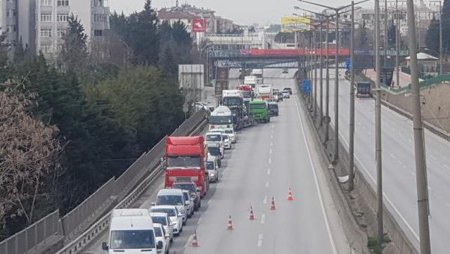 yuksek gerilim kablosunun onarimi icin kapati 4 14040169 o