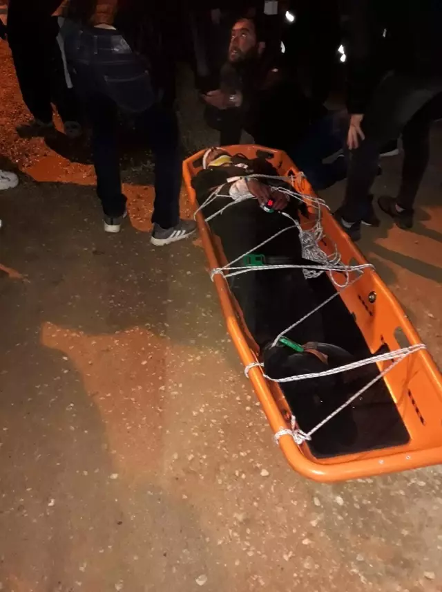 Son dakika haberleri: Antalya'da otomobil uçuruma yuvarlandı: 1 ölü Son dakika haberleri: Antalya'da otomobil uçuruma yuvarlandı: 1 ölü