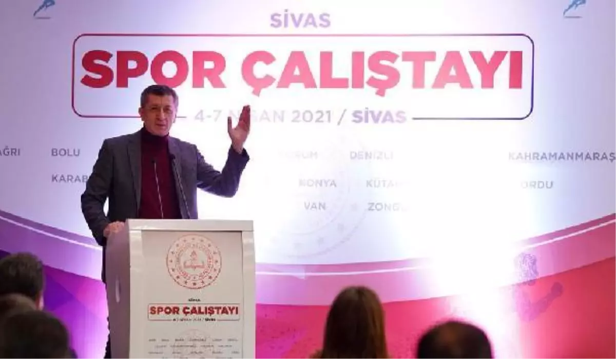 Son dakika gündem: Bakan Selçuk Sivas'ta Milli Eğitim Müdürleriyle buluştu