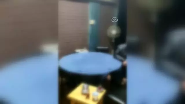 ÇANAKKALE - Gelecek Partisi'nin eski il başkanının da aralarında olduğu 12 kişi kumar oynarken yakalandı