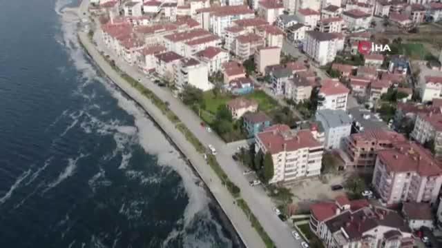 deniz salyasi izmit korfezi ni beyaza burudu 2 14041610 o