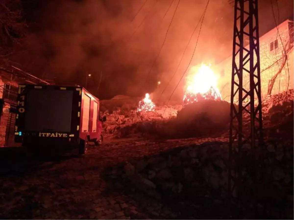 son dakika haberi diyarbakir da 3 ev kundaklandi
