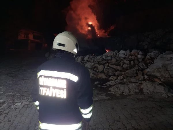 Son dakika haberi: Diyarbakır'da 3 ev kundaklandı