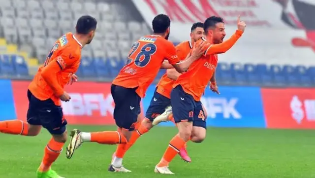 Düşme potasında yüzler güldü! Başakşehir, Gençlerbirliği ve Ankaragücü haftayı kayıpsız geçti Düşme potasında yüzler güldü! Başakşehir, Gençlerbirliği ve Ankaragücü haftayı kayıpsız geçti