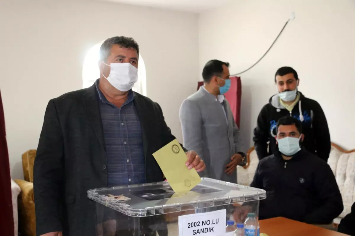 Elazığ'da bir köy mahalle olmak için referanduma gitti