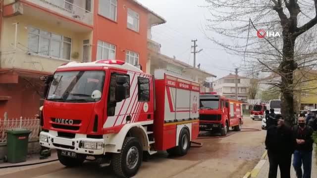 elindeki sigara ile uyuyunca yangin ciki 3 14041659 o