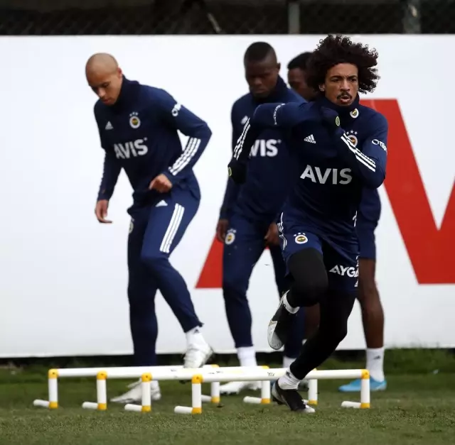 Fenerbahçe, Denizlispor maçı hazırlıklarını tamamladı Fenerbahçe, Denizlispor maçı hazırlıklarını tamamladı