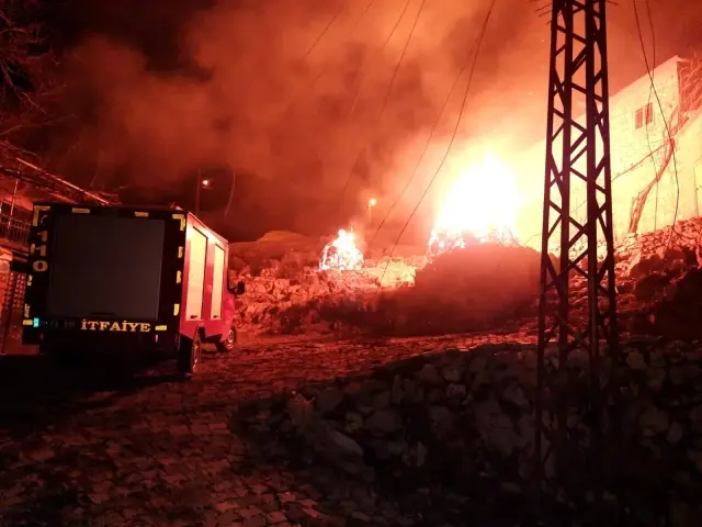 İtfaiye ekiplerinin zamanında müdahalesi faciayı önledi