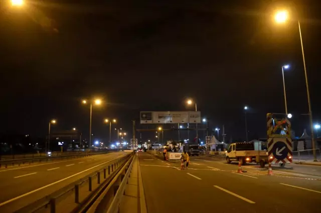 N Kolay İstanbul Yarı Maratonu için yollar kapatılmaya başlandı N Kolay İstanbul Yarı Maratonu için yollar kapatılmaya başlandı