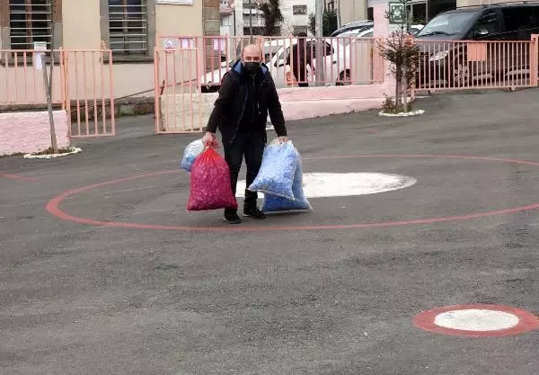 TRABZON PLASTİK KAPAKLA, 8 ENGELLİ TEKERLEKLİ SANDALYEYE KAVUŞTU TRABZON PLASTİK KAPAKLA, 8 ENGELLİ TEKERLEKLİ SANDALYEYE KAVUŞTU