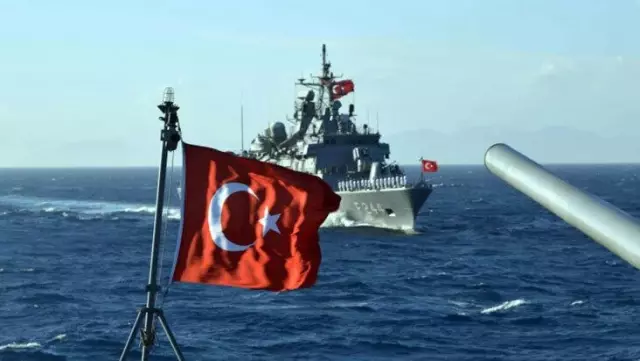 Son Dakika: Bildiri yayımlayan emekli amirallere TCK 316'dan soruşturma: İfadeye çağrılacaklar Son Dakika: Bildiri yayımlayan emekli amirallere TCK 316'dan soruşturma: İfadeye çağrılacaklar