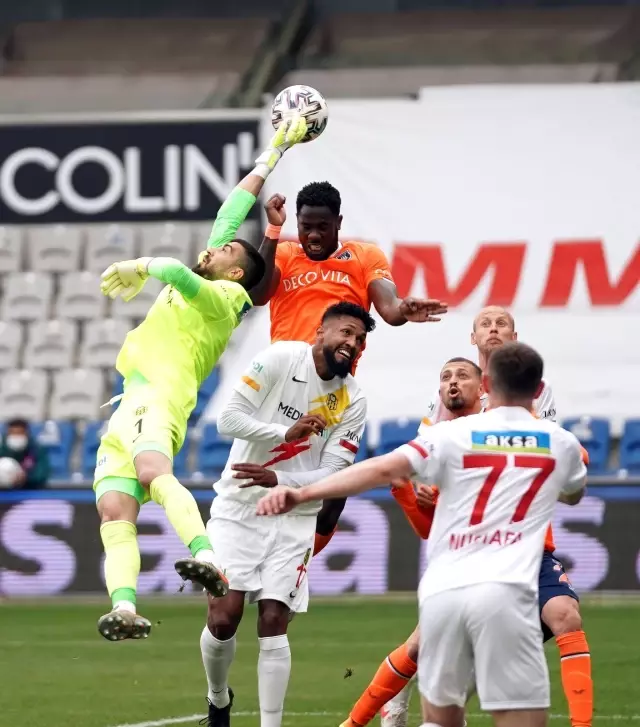 Süper Lig: Medipol Başakşehir: 3 - Yeni Malatyaspor: 1 (Maç sonucu) Süper Lig: Medipol Başakşehir: 3 - Yeni Malatyaspor: 1 (Maç sonucu)