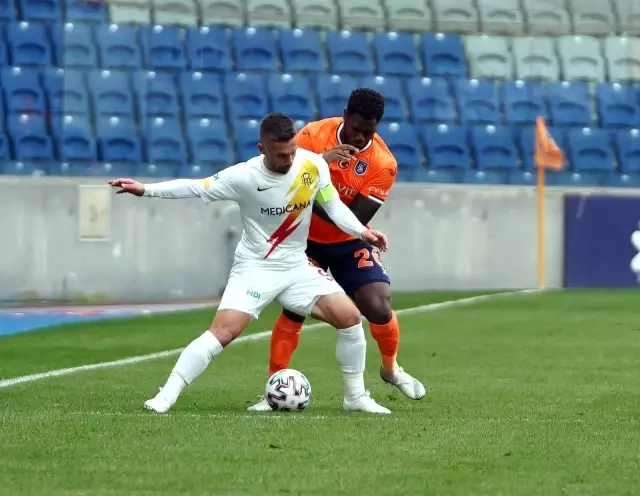 Süper Lig: Medipol Başakşehir: 3 - Yeni Malatyaspor: 1 (Maç sonucu) Süper Lig: Medipol Başakşehir: 3 - Yeni Malatyaspor: 1 (Maç sonucu)