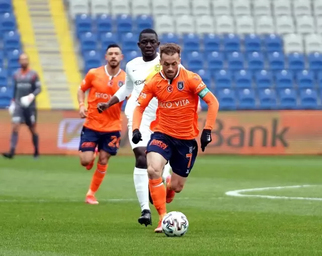 Süper Lig: Medipol Başakşehir: 3 - Yeni Malatyaspor: 1 (Maç sonucu) Süper Lig: Medipol Başakşehir: 3 - Yeni Malatyaspor: 1 (Maç sonucu)