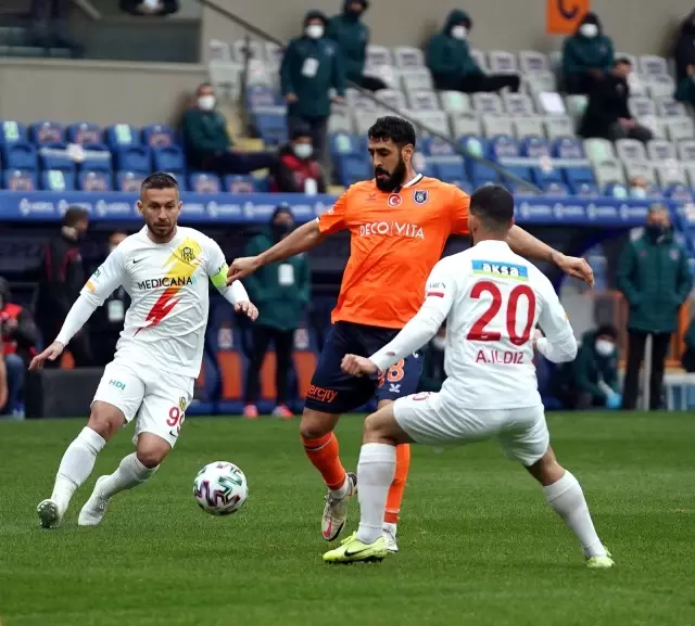 Süper Lig: Medipol Başakşehir: 3 - Yeni Malatyaspor: 1 (Maç sonucu) Süper Lig: Medipol Başakşehir: 3 - Yeni Malatyaspor: 1 (Maç sonucu)