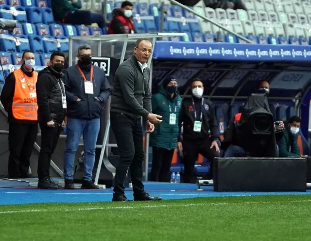 Süper Lig: Medipol Başakşehir: 3 - Yeni Malatyaspor: 1 (Maç sonucu) Süper Lig: Medipol Başakşehir: 3 - Yeni Malatyaspor: 1 (Maç sonucu)