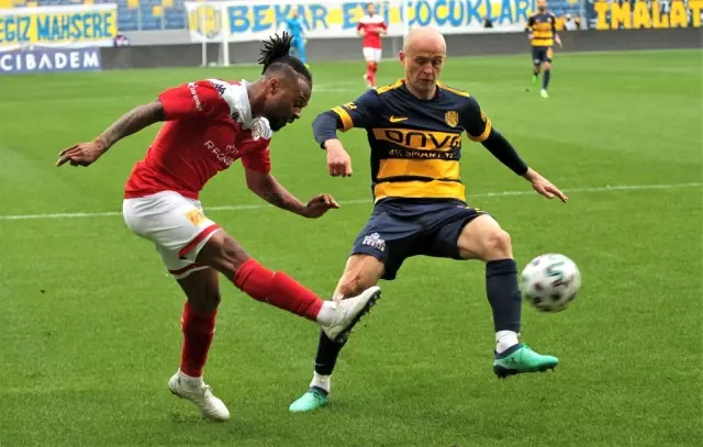 Süper Lig: MKE Ankaragücü: 0 Fraport Tav Antalyaspor: 0 (İlk yarı) Süper Lig: MKE Ankaragücü: 0 Fraport Tav Antalyaspor: 0 (İlk yarı)
