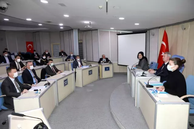 Adapazarı Belediye Başkanı Mutlu Işıksu: Şehrin kalbi Adapazarı'mızda, işler yolunda