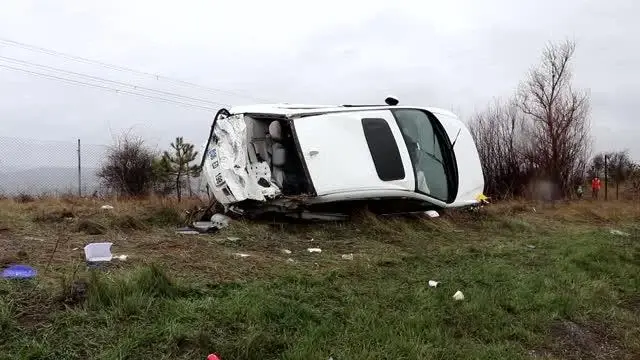 Son dakika haberleri... Anadolu Otoyolu'nda takla atan otomobildeki 1 kişi öldü Son dakika haberleri... Anadolu Otoyolu'nda takla atan otomobildeki 1 kişi öldü