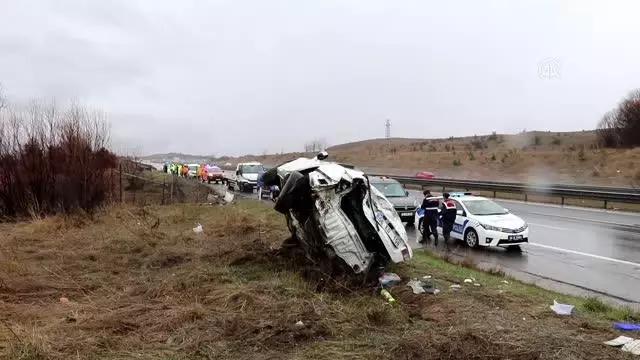 Son dakika haberleri... Anadolu Otoyolu'nda takla atan otomobildeki 1 kişi öldü Son dakika haberleri... Anadolu Otoyolu'nda takla atan otomobildeki 1 kişi öldü
