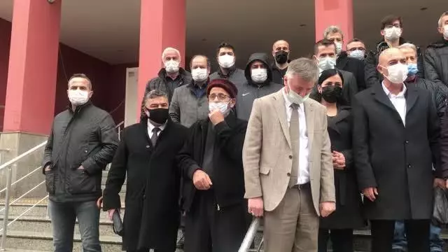 Bazı emekli amirallerin açıklamasına ilişkin suç duyurusunda bulunuldu Bazı emekli amirallerin açıklamasına ilişkin suç duyurusunda bulunuldu