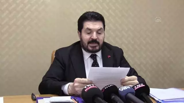 Belediye Başkanı Sayan'dan bazı emekli amirallerin açıklamasına tepki Belediye Başkanı Sayan'dan bazı emekli amirallerin açıklamasına tepki