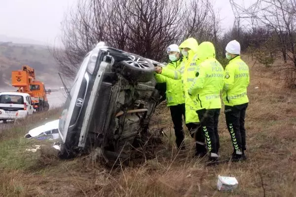 BOLU TAKLA ATAN OTOMOBİLDEN FIRLAYAN SÜRÜCÜ, ÖLDÜ BOLU TAKLA ATAN OTOMOBİLDEN FIRLAYAN SÜRÜCÜ, ÖLDÜ