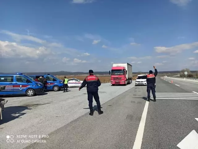 Son Dakika | Çavdarhisar'da Jandarmadan 'Huzur ve Güven' Uygulaması Son Dakika | Çavdarhisar'da Jandarmadan 'Huzur ve Güven' Uygulaması