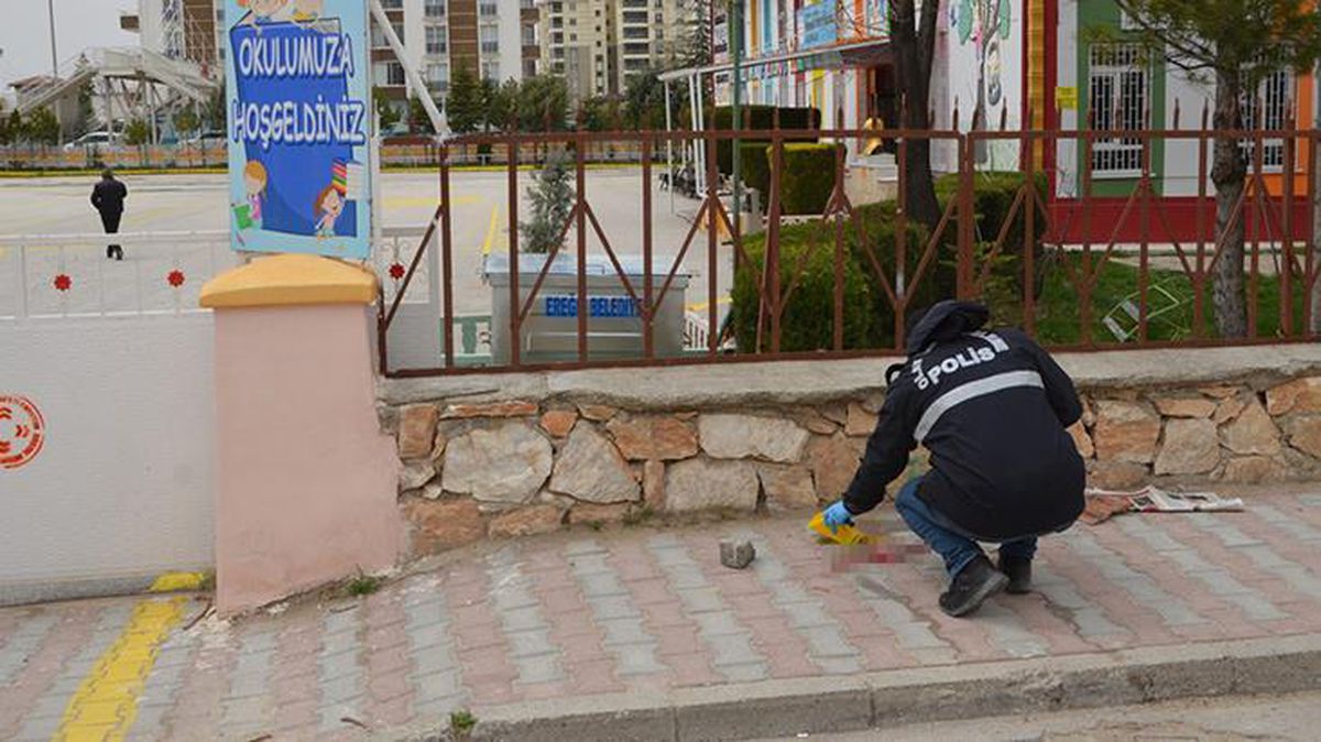 Okulun önünde tartıştığı kayınpederini öldürdü