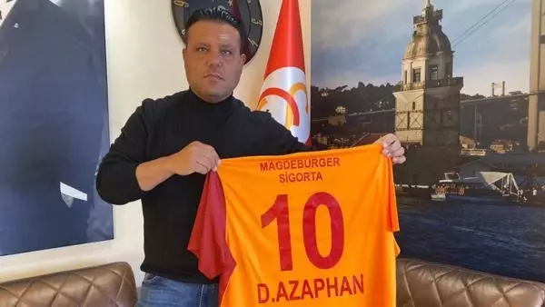 Kaptan Muslera'nın imzalı forması 15 bin liraya satıldı Kaptan Muslera'nın imzalı forması 15 bin liraya satıldı