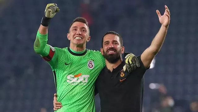 Captains Muslera and Arda blew on their teammates after their defeat in Hatay