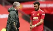 Manchester United'da Bruno Fernandes ile teknik patron Ole Gunnar Solskjaer birbirlerine girdi Manchester United'da Bruno Fernandes ile teknik patron Ole Gunnar Solskjaer birbirlerine girdi